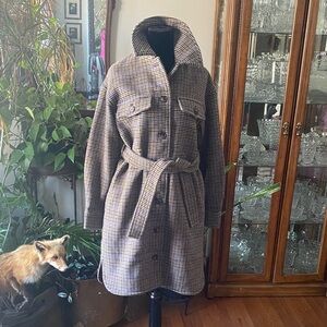 $125 Vera Moda Plaid Belted Women's wool Coat size small a